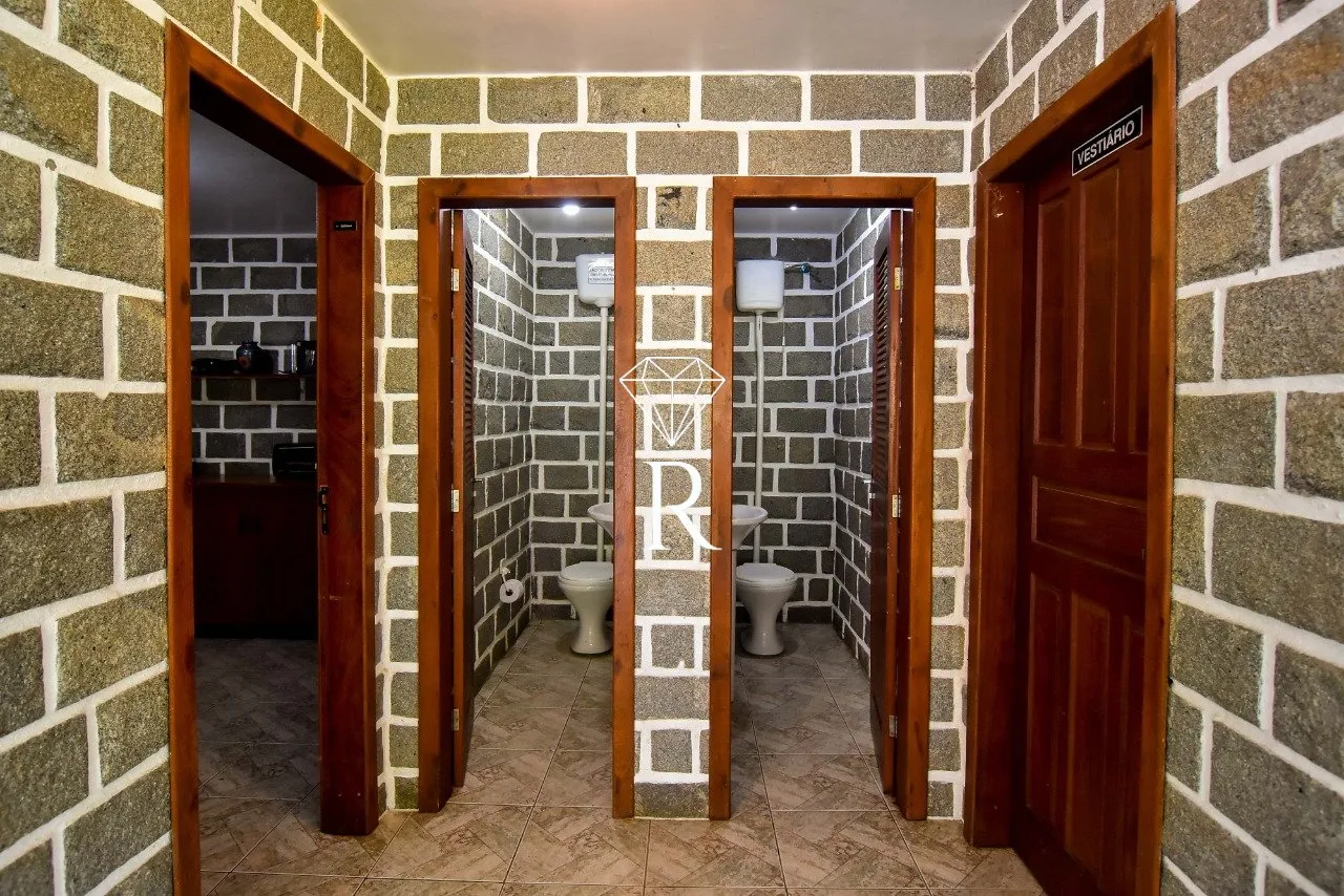 Casa tipo sítio con 4 dormitorios y 6 plazas de aparcamiento — photo 90