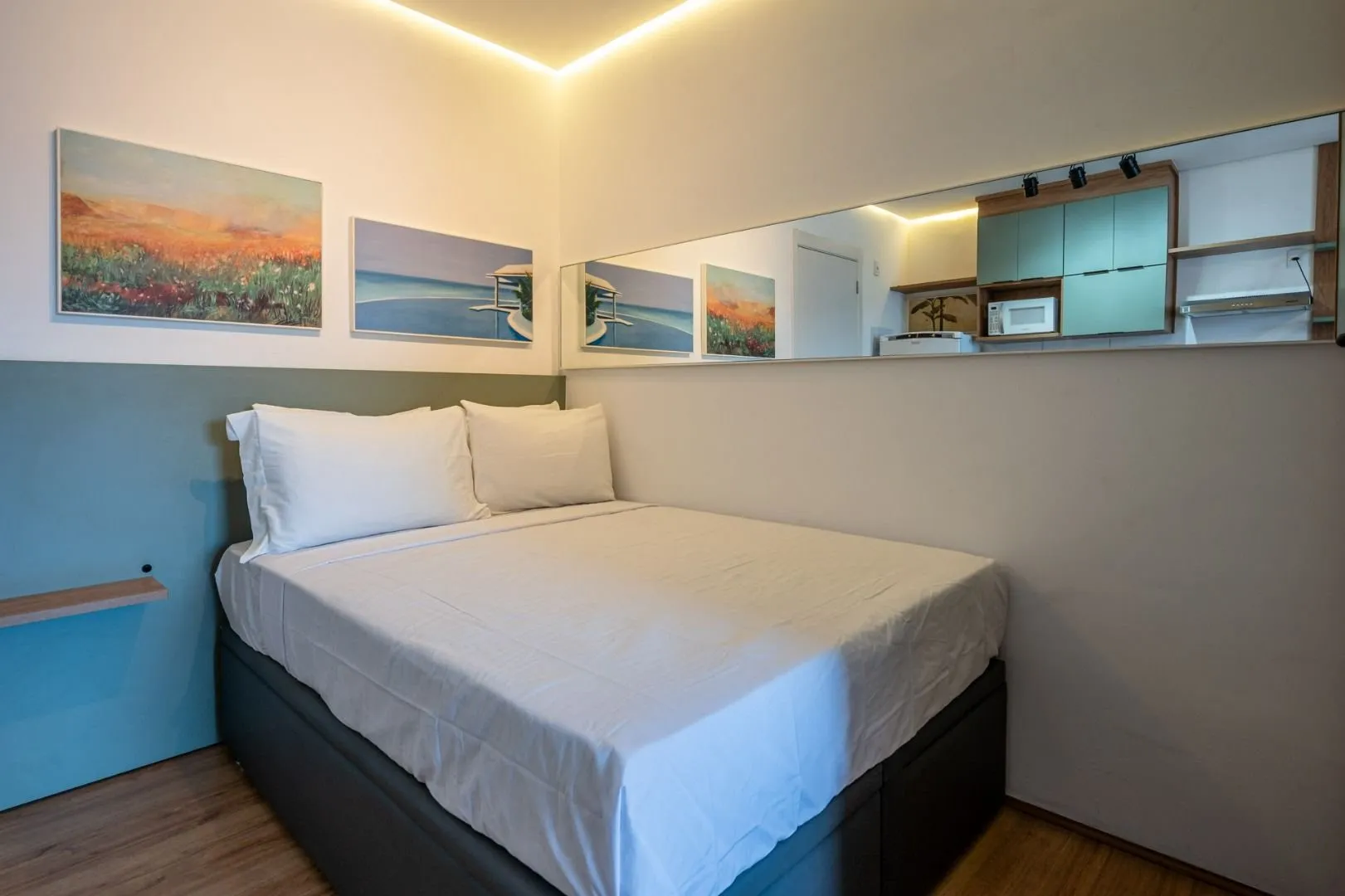 Furnished 30 m² apartment with glass balcony — photo 5