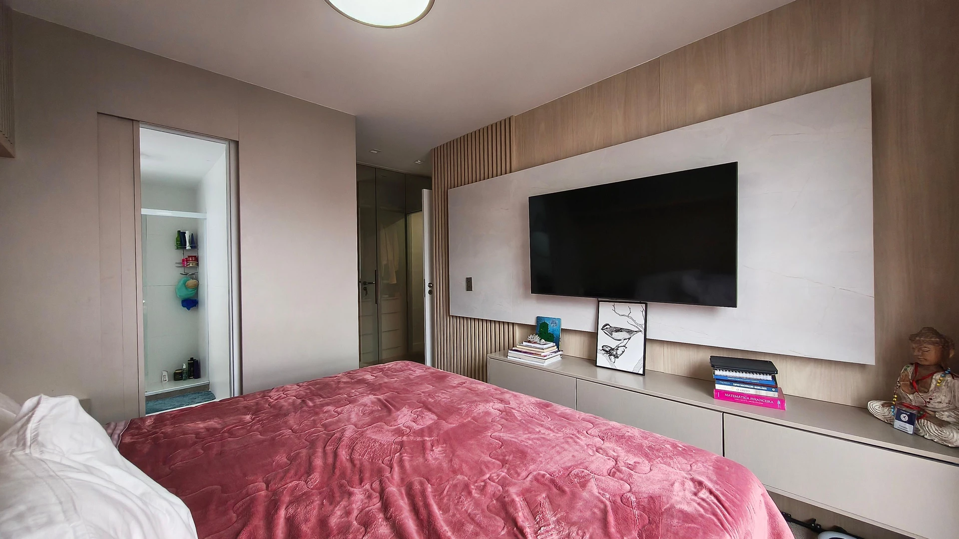3-bedroom apartment in a building with a sauna — photo 19