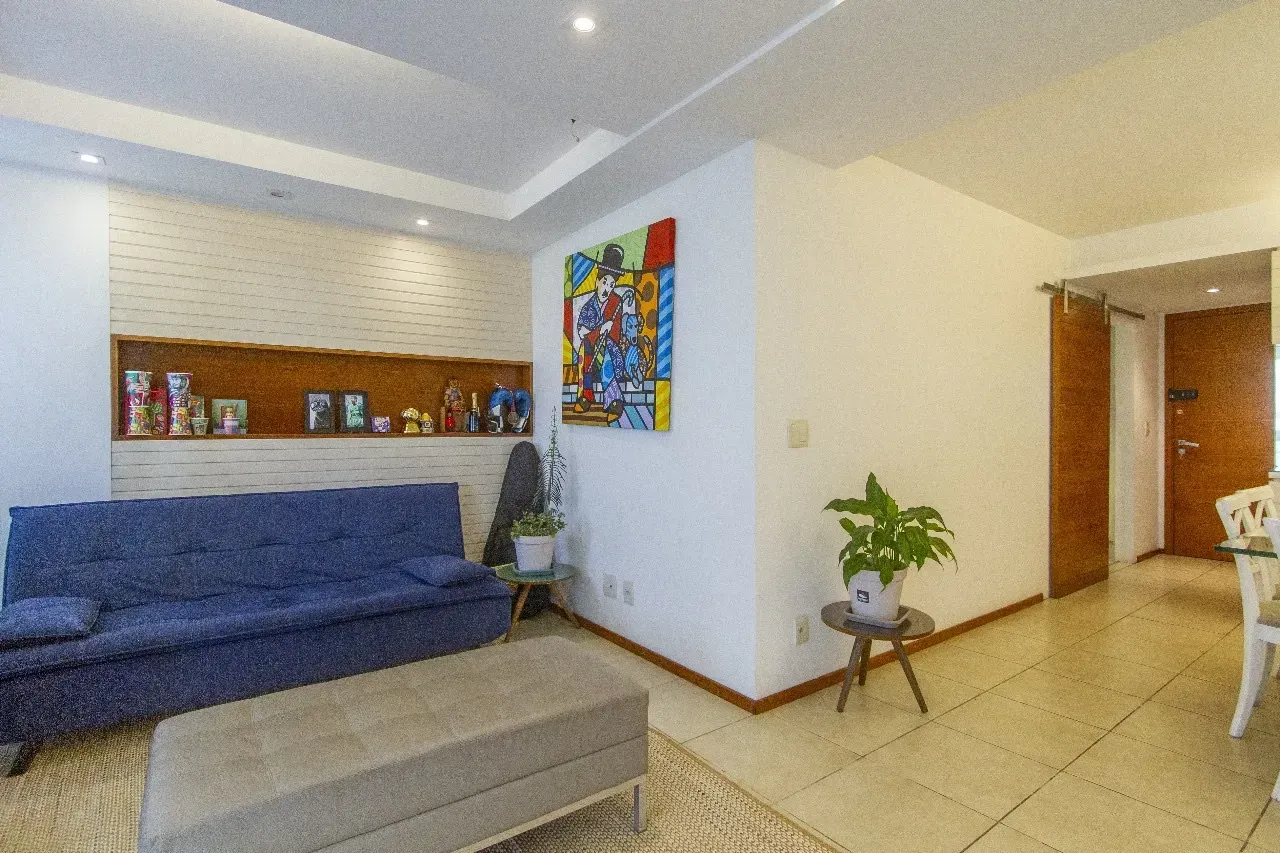 Furnished 100 m² apartment with a bedroom en-suite — photo 32