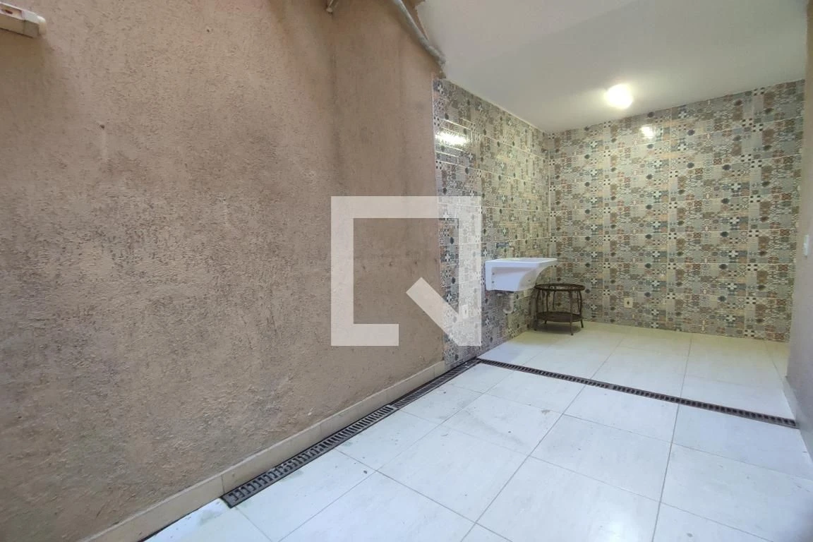 Unfurnished house with 3 bedrooms and 4 bathrooms — photo 67