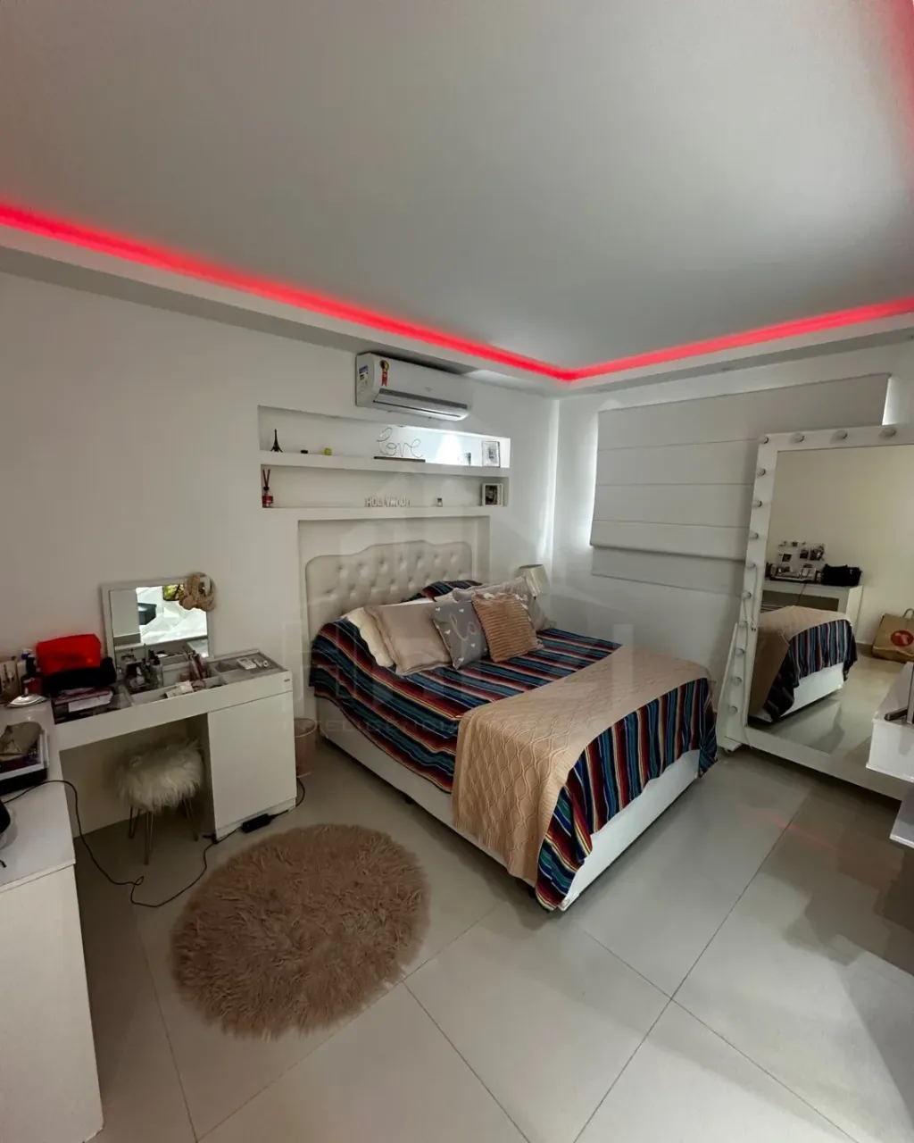 Furnished house with 4 bedrooms and 5 bathrooms — photo 6
