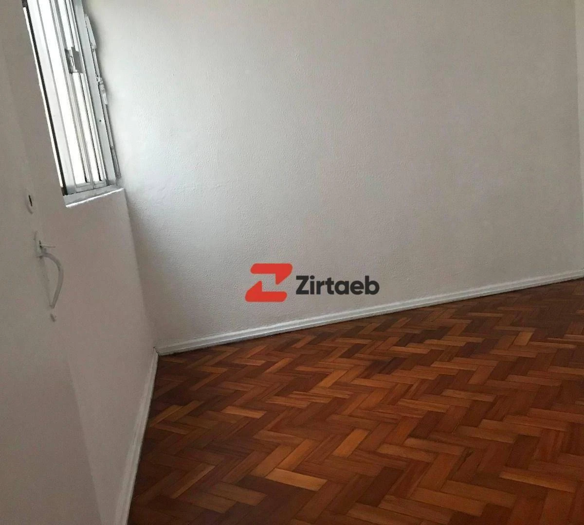 2-bedroom apartment with wood or laminate floors — photo 23