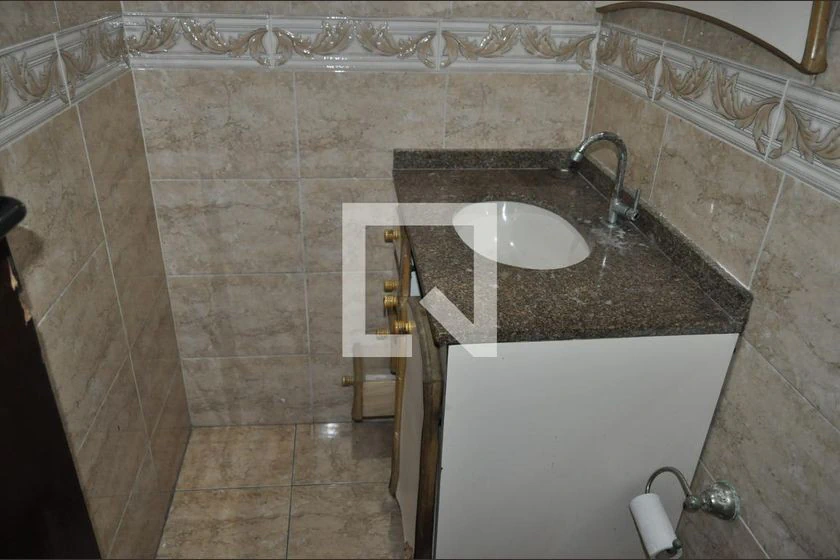 5-bedroom house with 450 m² and a private-use pool — photo 24
