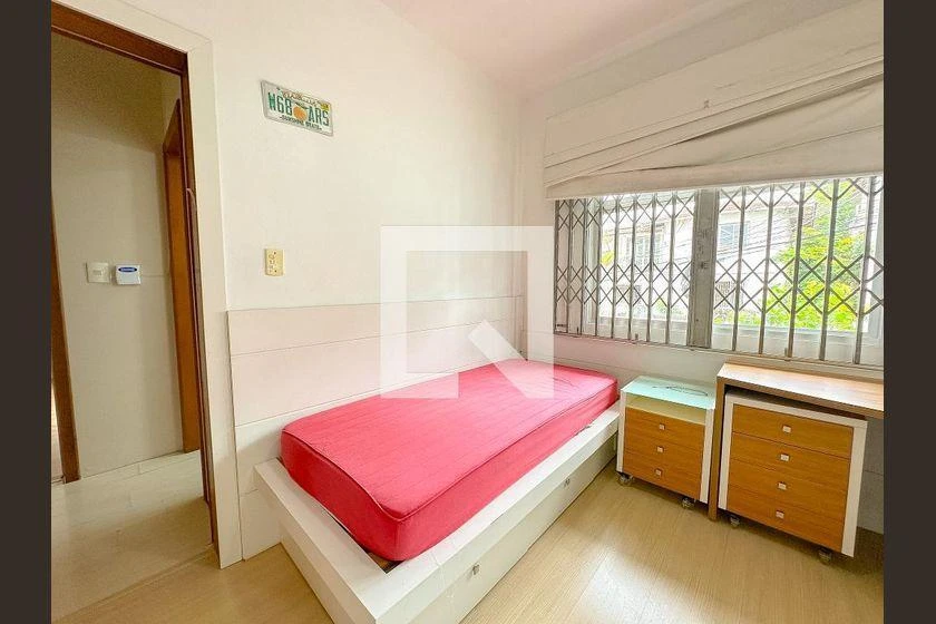 Furnished house, 250 m², with a bathtub — photo 23