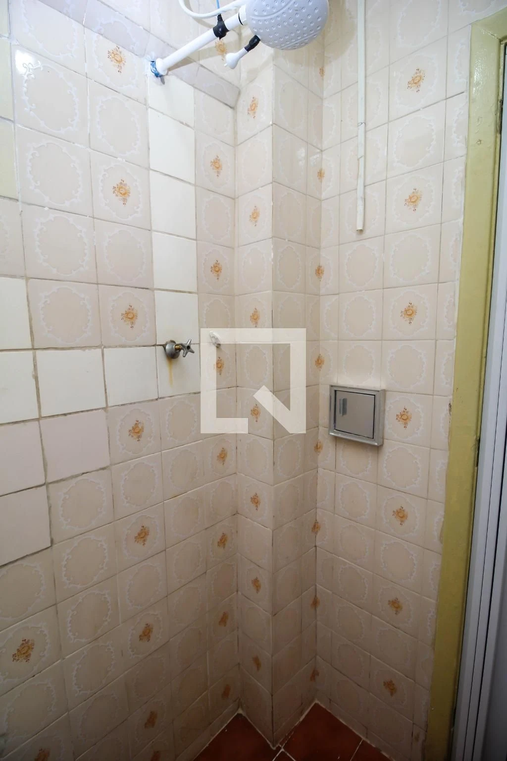Unfurnished studio with a kitchenette and 1 bedroom — photo 19