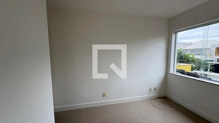 4-bedroom house with a washing machine — photo 20