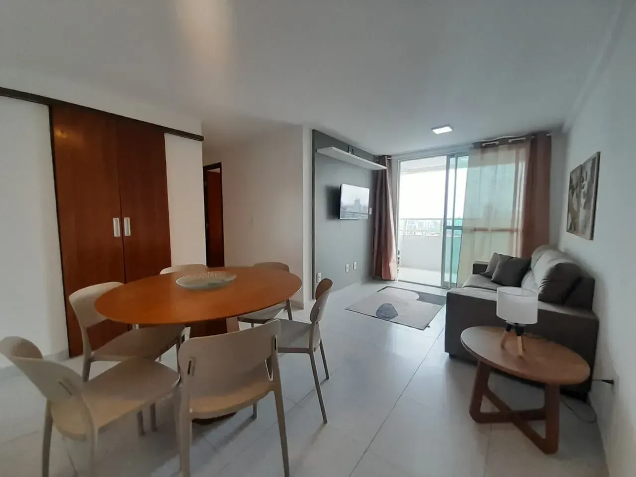 Furnished 3-bedroom apartment with a private BBQ — photo 8