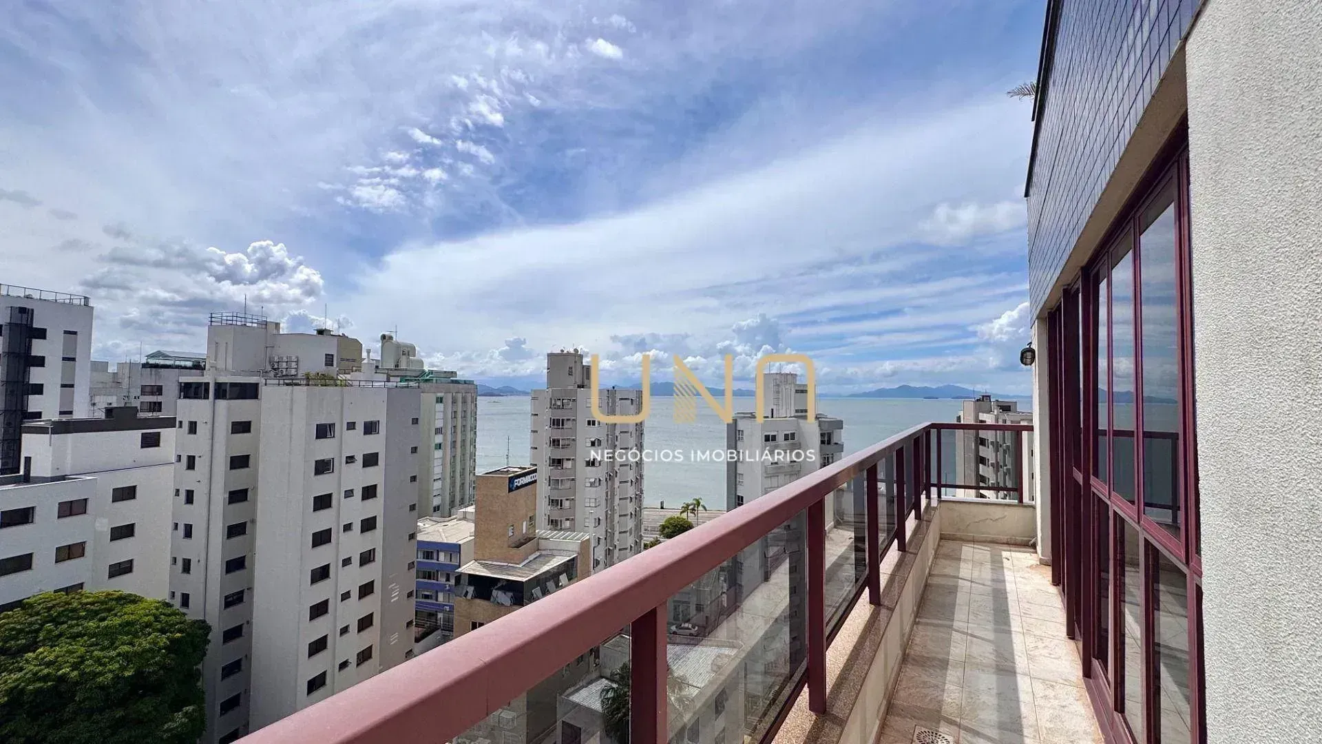 Cobertura mobiliada com 4 suítes e 5 banheiros, 415 m² — photo 32
