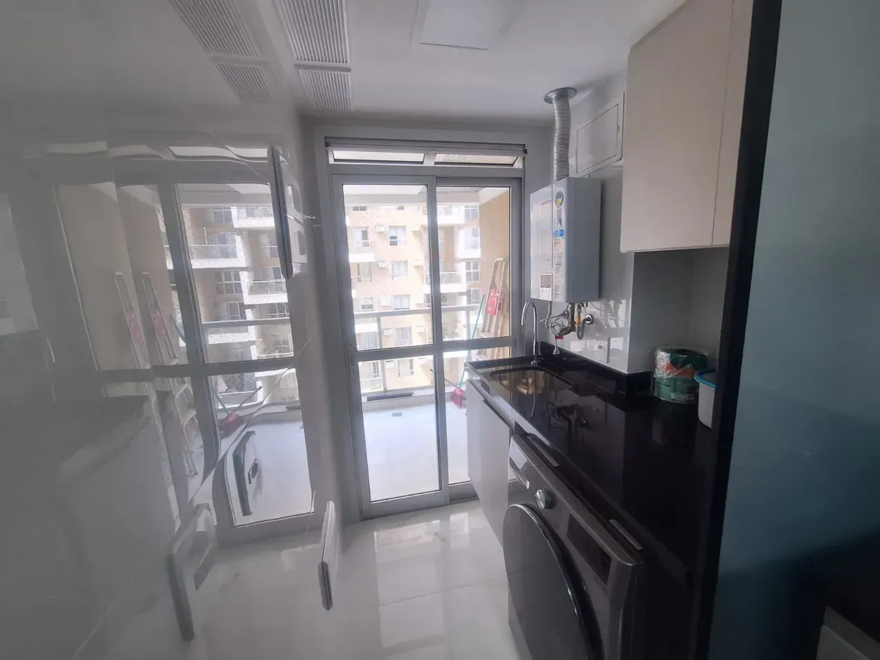 70 m² apartment with an open kitchen and 2 bedrooms — photo 24