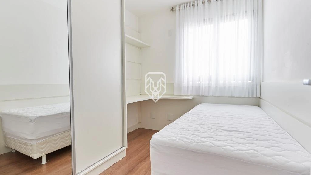 2-bedroom apartment with a washing machine — photo 18