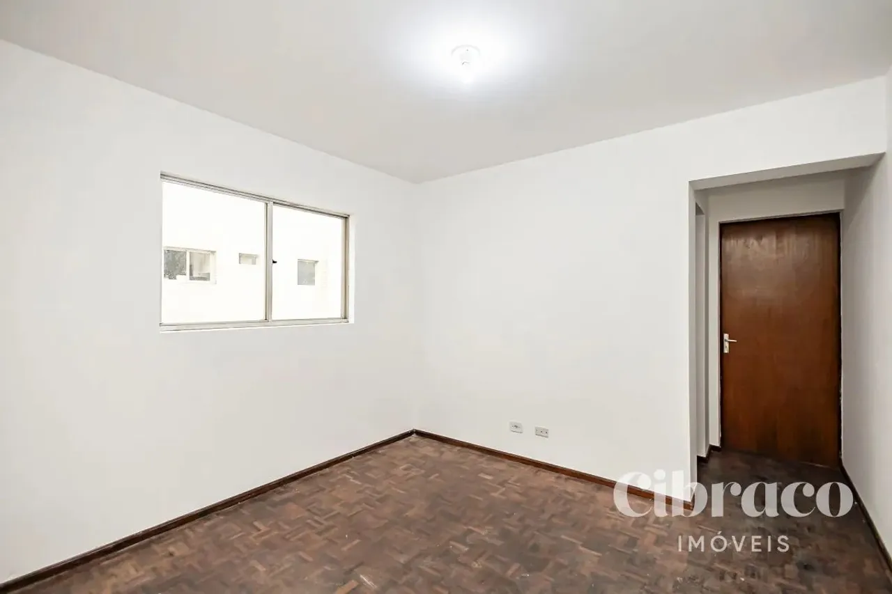1-bedroom apartment with separate laundry area — photo 14