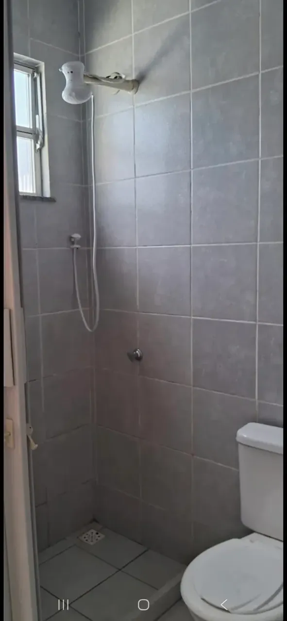 Rental studio with no parking, separate kitchen and compact gas cooktop — photo 6
