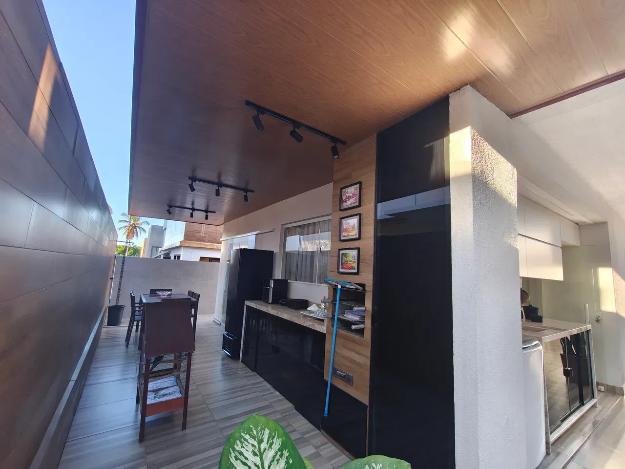 Garden in a 4-bedroom house, 196 m² — photo 20
