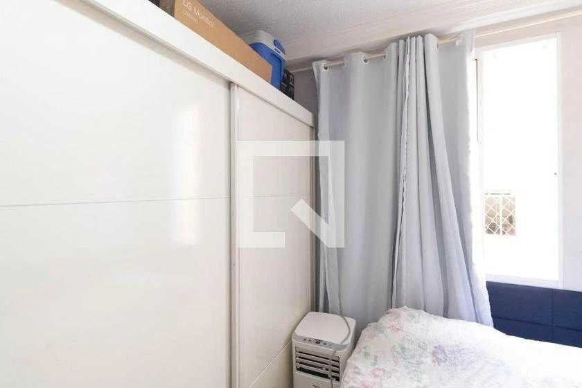 50 m² apartment with a home office and a washing machine — photo 17