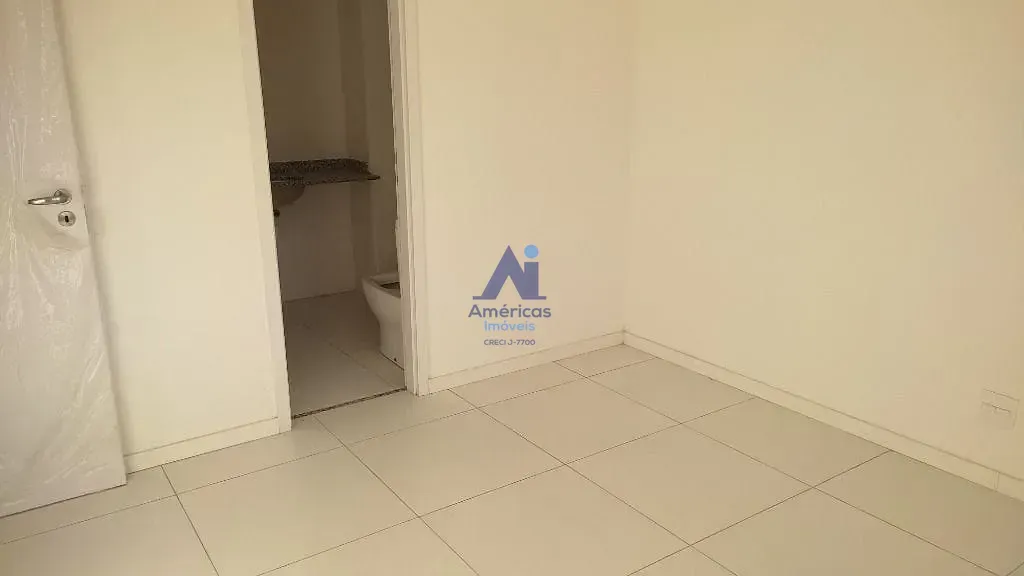 4-bedroom 178 m² apartment with 2 parking spots and balcony — photo 16