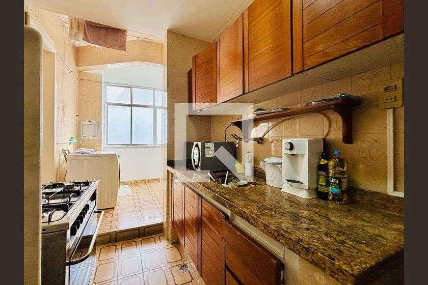 Furnished 2-bedroom apartment with 98 m² — photo 11