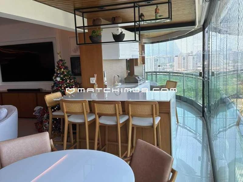 4-bedroom apartment with a bathtub in Rio de Janeiro — photo 2