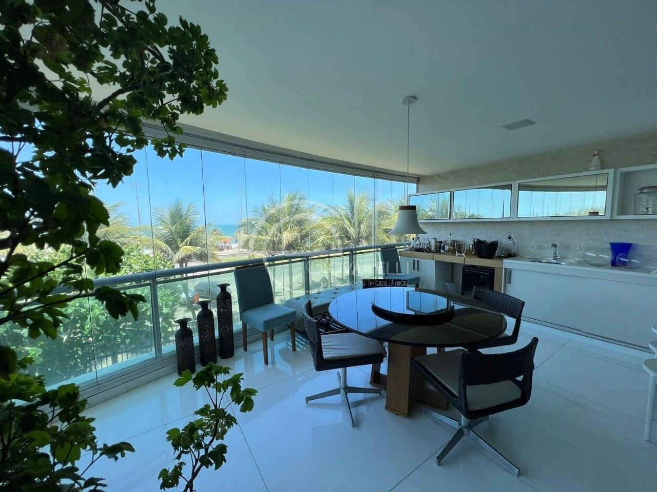 Квартира 400 м² з 4 спальнями та 5 ванними кімнатами — photo 15