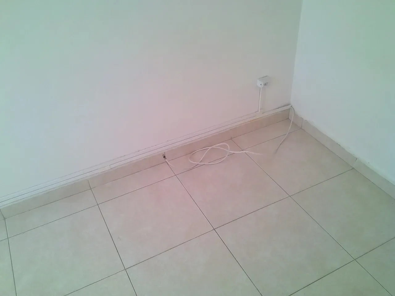Unfurnished apartment with 2 bedrooms and 1 bathroom — photo 29