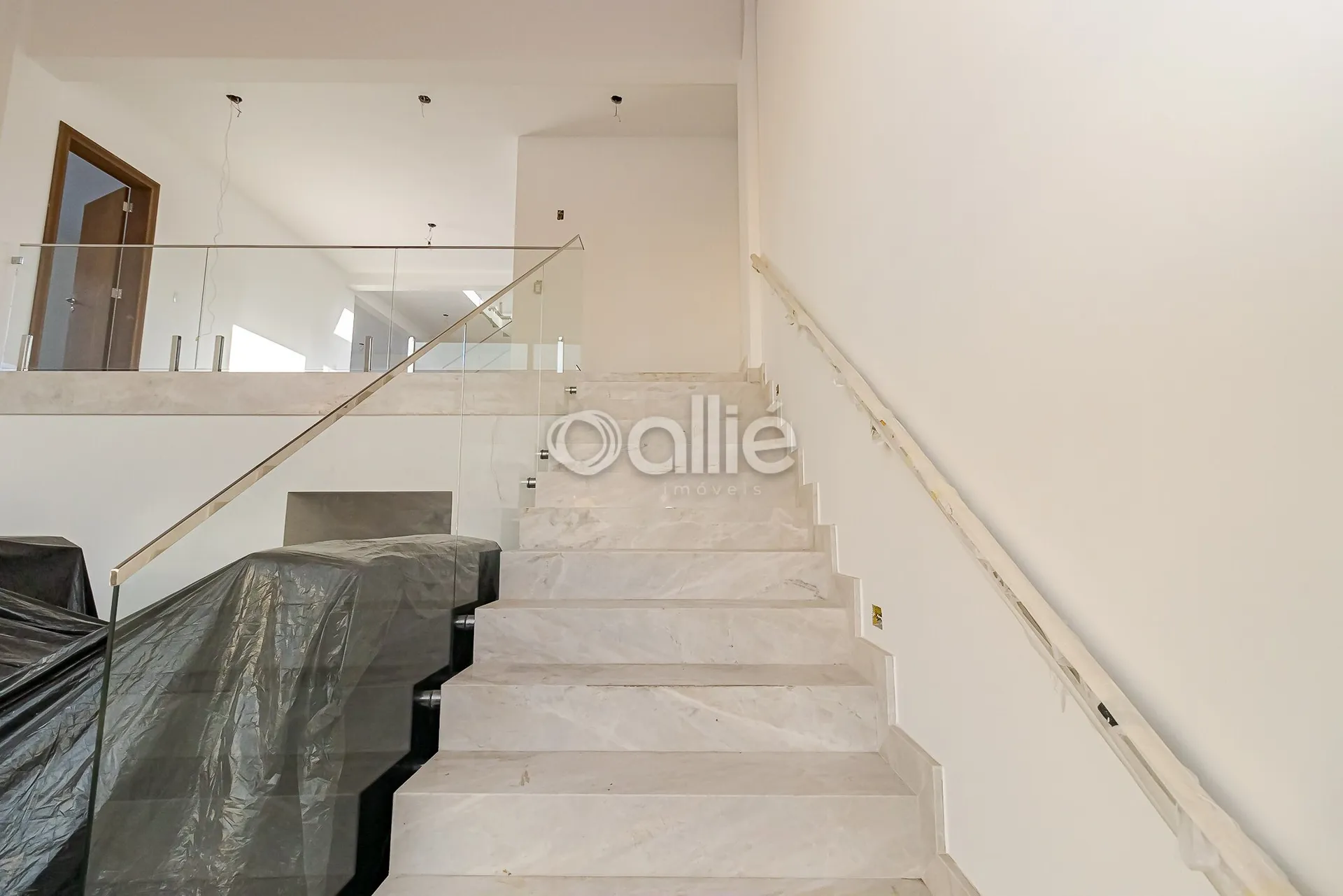 Casa de 4 dormitorios, 5 baños y 510 m² — photo 6