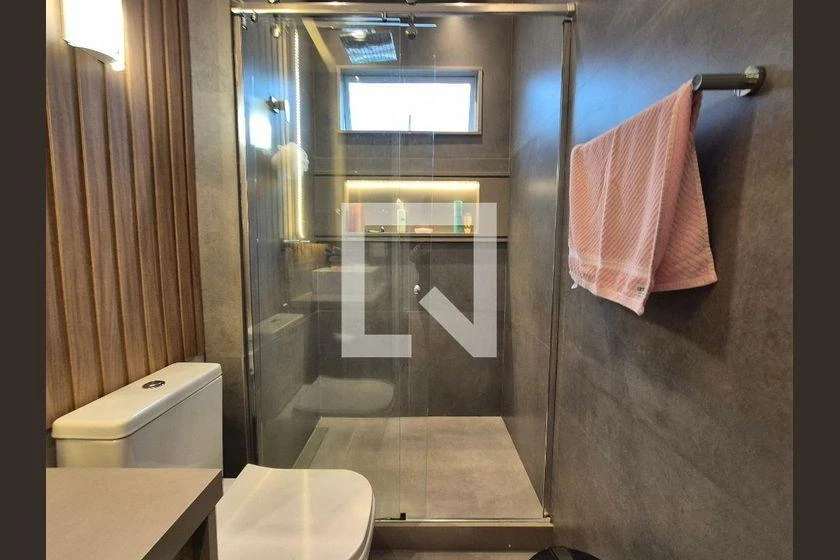 Home office in a 4-bedroom house, 373 m² — photo 40