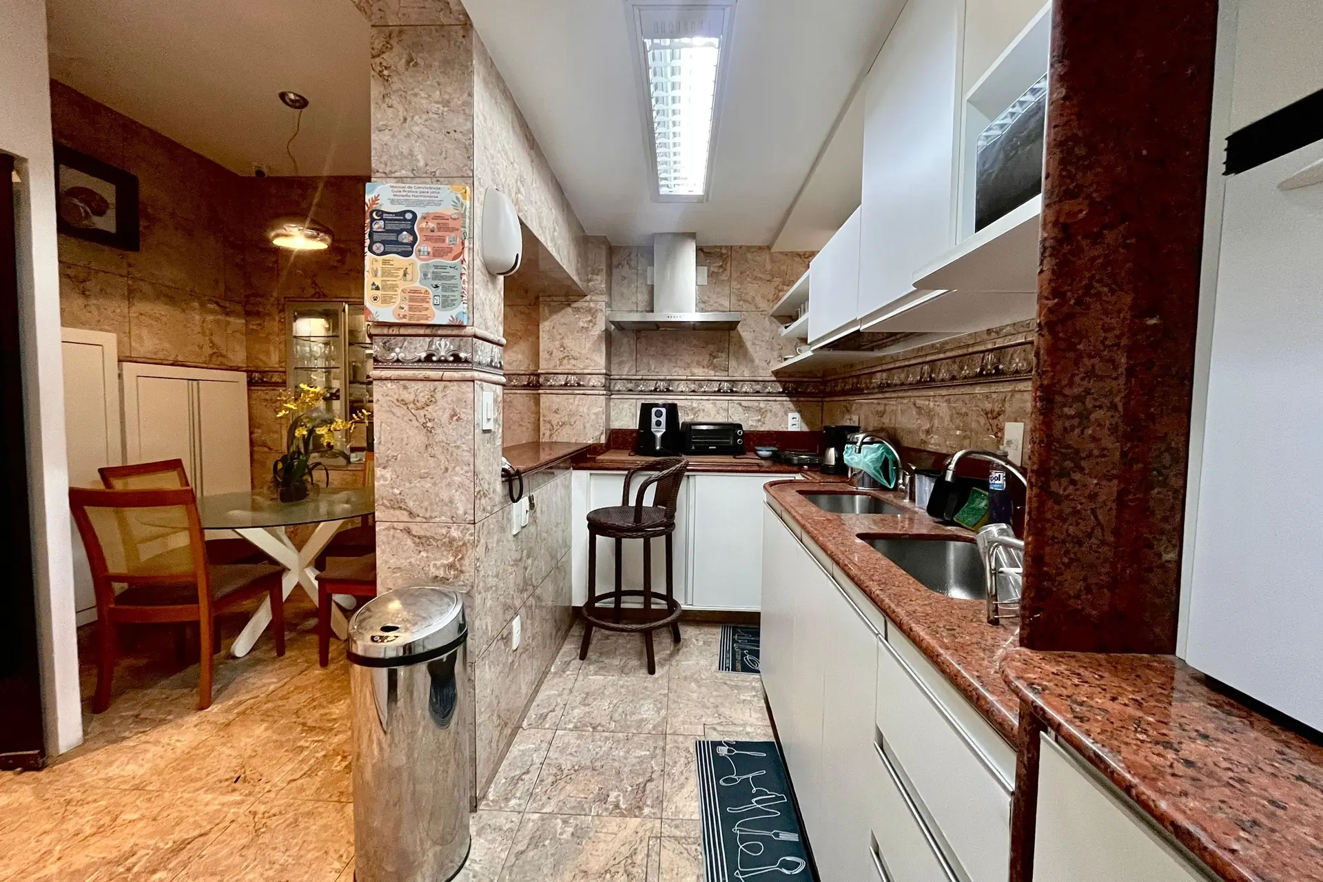 Furnished house with a separate kitchen and balcony — photo 5