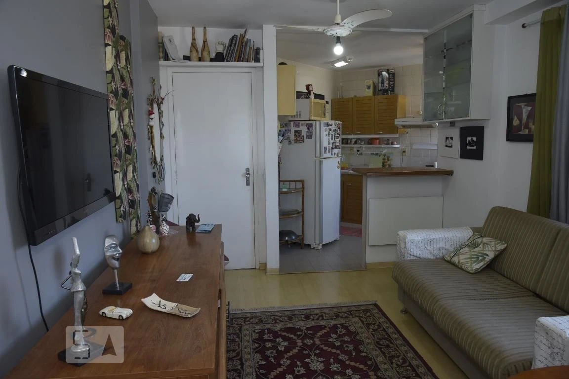 Furnished apartment, 37 m², with a washing machine — photo 9