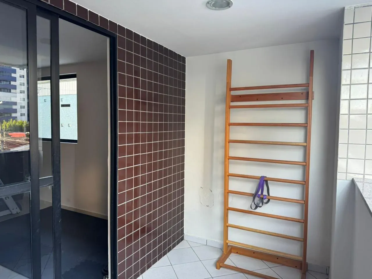 Casa para locação com 4 suítes e piscina do condomínio — photo 22