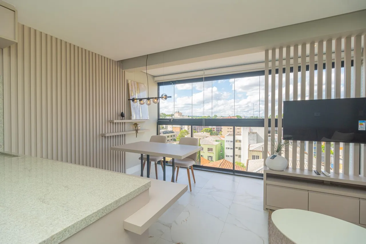 Furnished 1-bedroom apartment with open-plan kitchen — photo 5