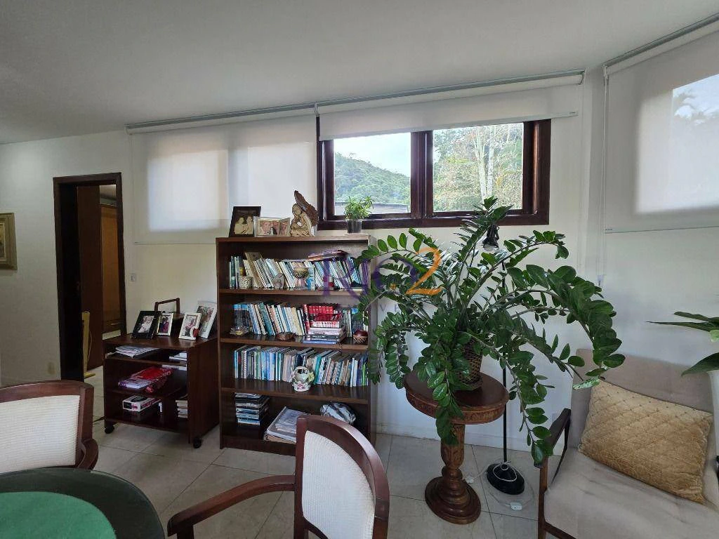 Casa mobiliada com 3 quartos, 4 banheiros e 5 vagas — photo 7