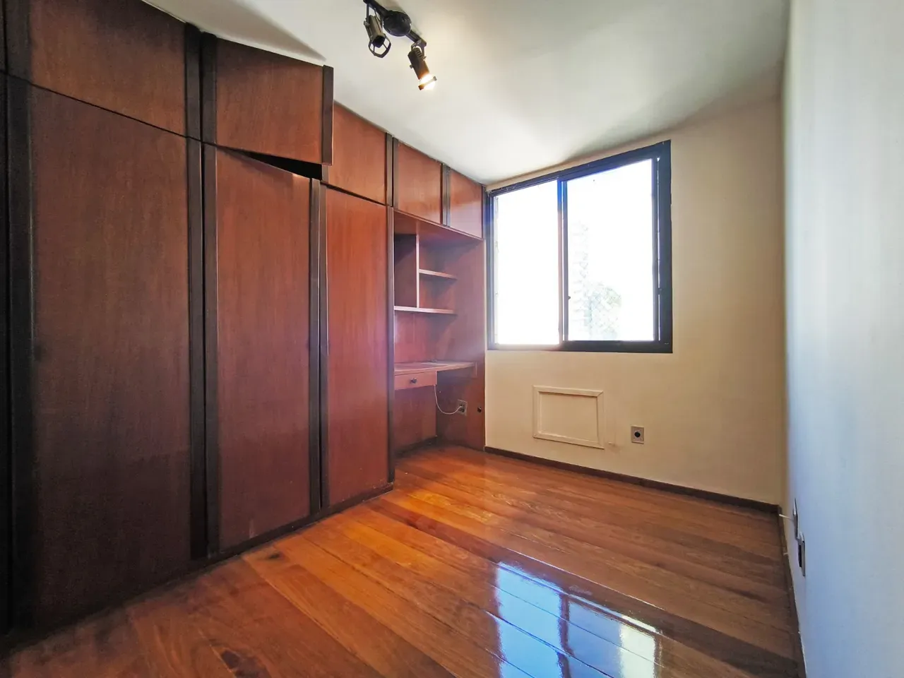 4-bedroom apartment with a home office in Rio de Janeiro — photo 7