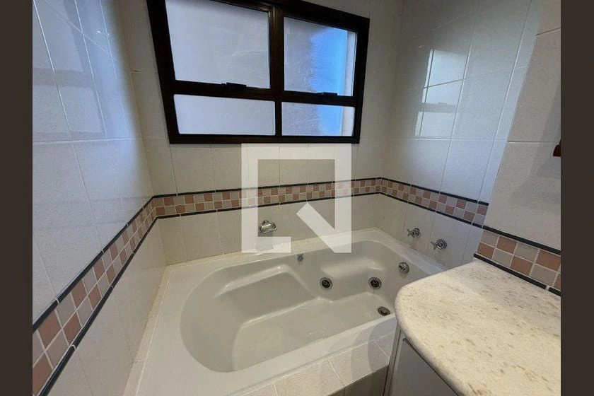 176 m² apartment with a private pool and a bathtub — photo 25
