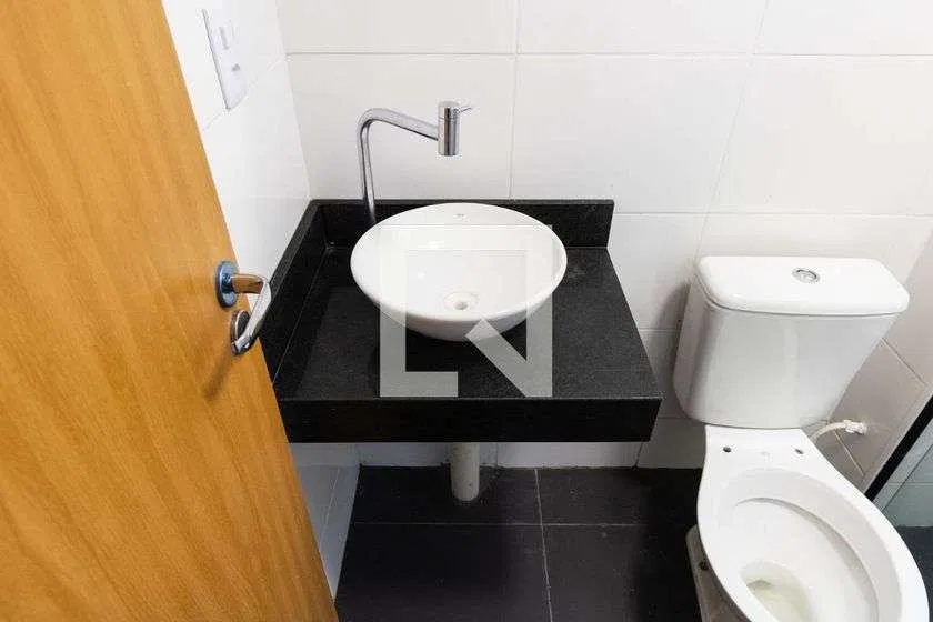 2-bedroom apartment with a separate kitchen and 43 m² — photo 27