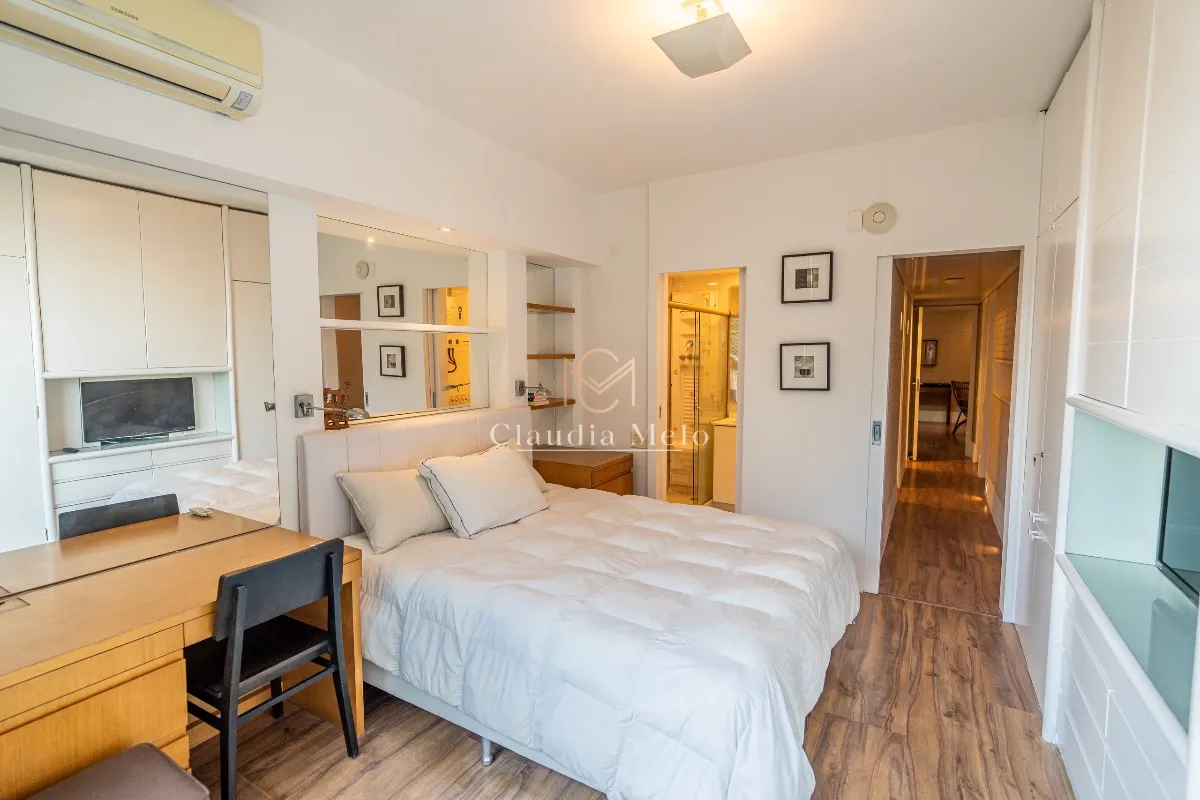 Furnished 4-bedroom apartment with gas stove kitchen — photo 38