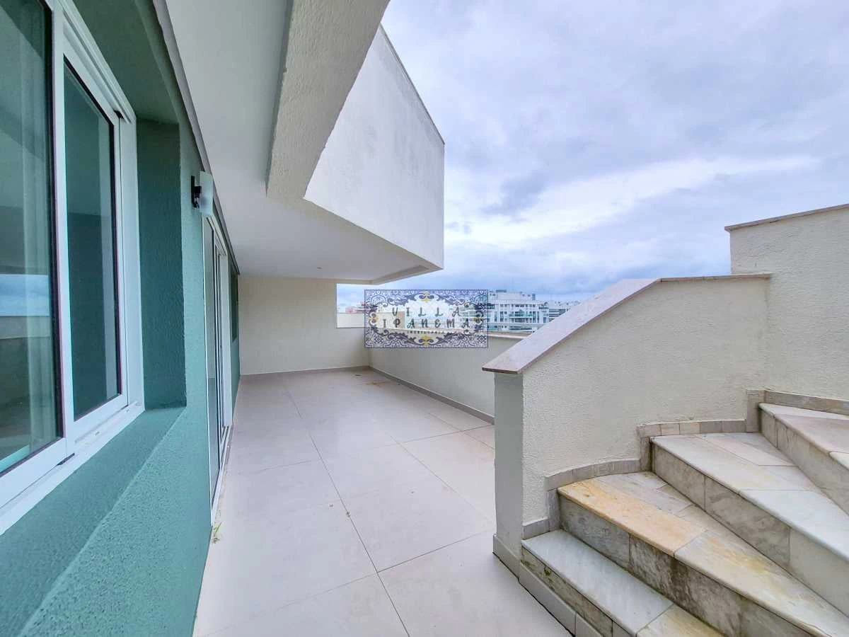 Apartment, 381 m², with a water view — photo 18