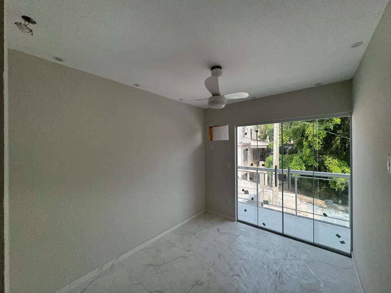 House with an open-plan kitchen and 2 bedrooms, 3 baths — photo 7