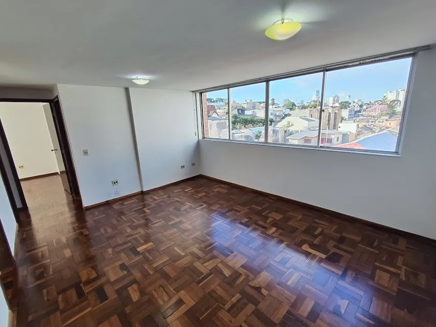 2-bedroom apartment with wood or laminate floors in Curitiba
