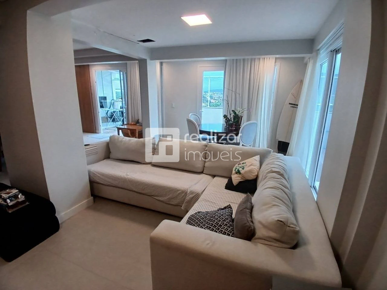 Furnished apartment, 228 m², with floor-to-ceiling windows — photo 10