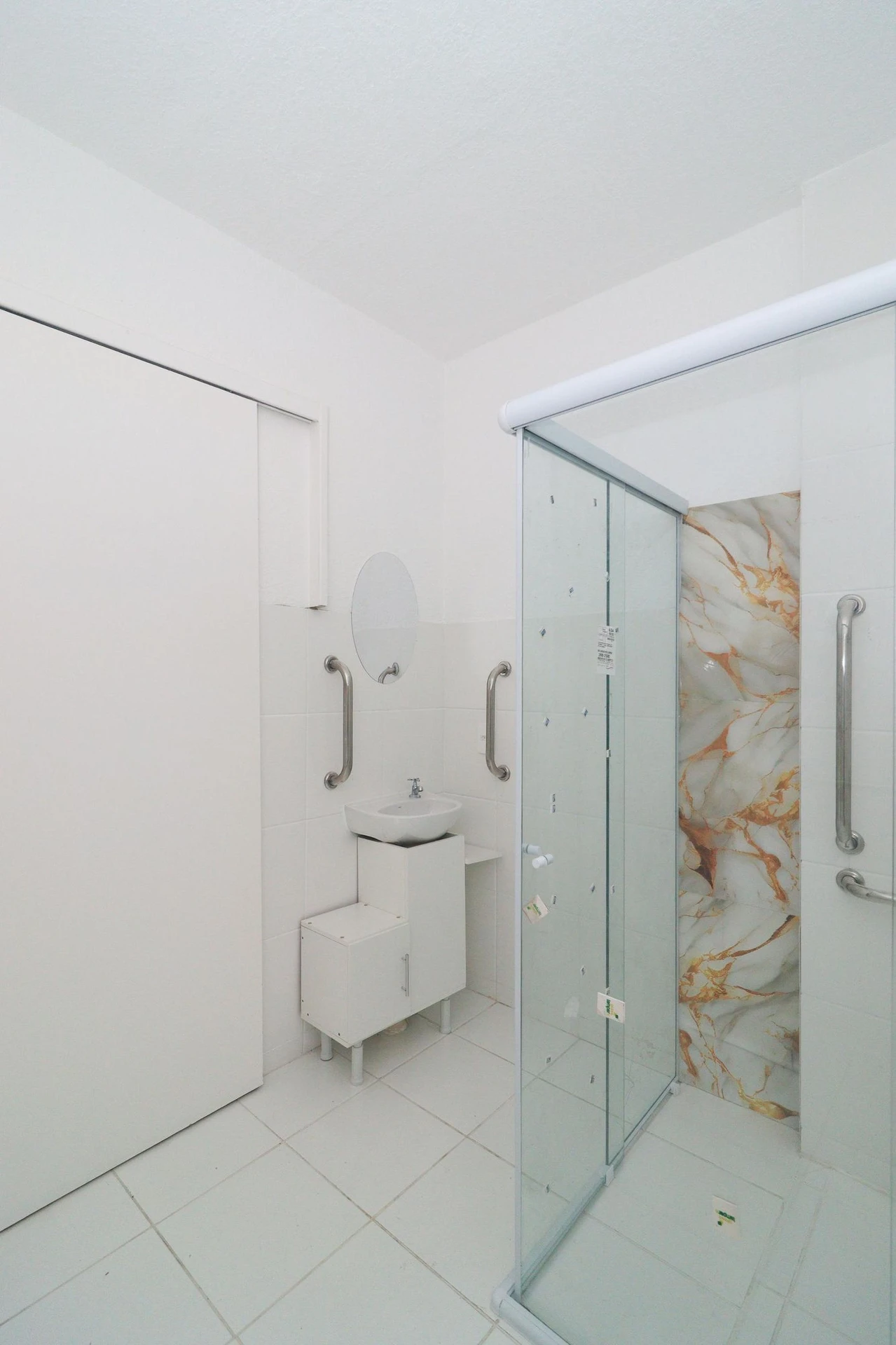 Apartamento com 1 quarto e área de lavanderia — photo 11