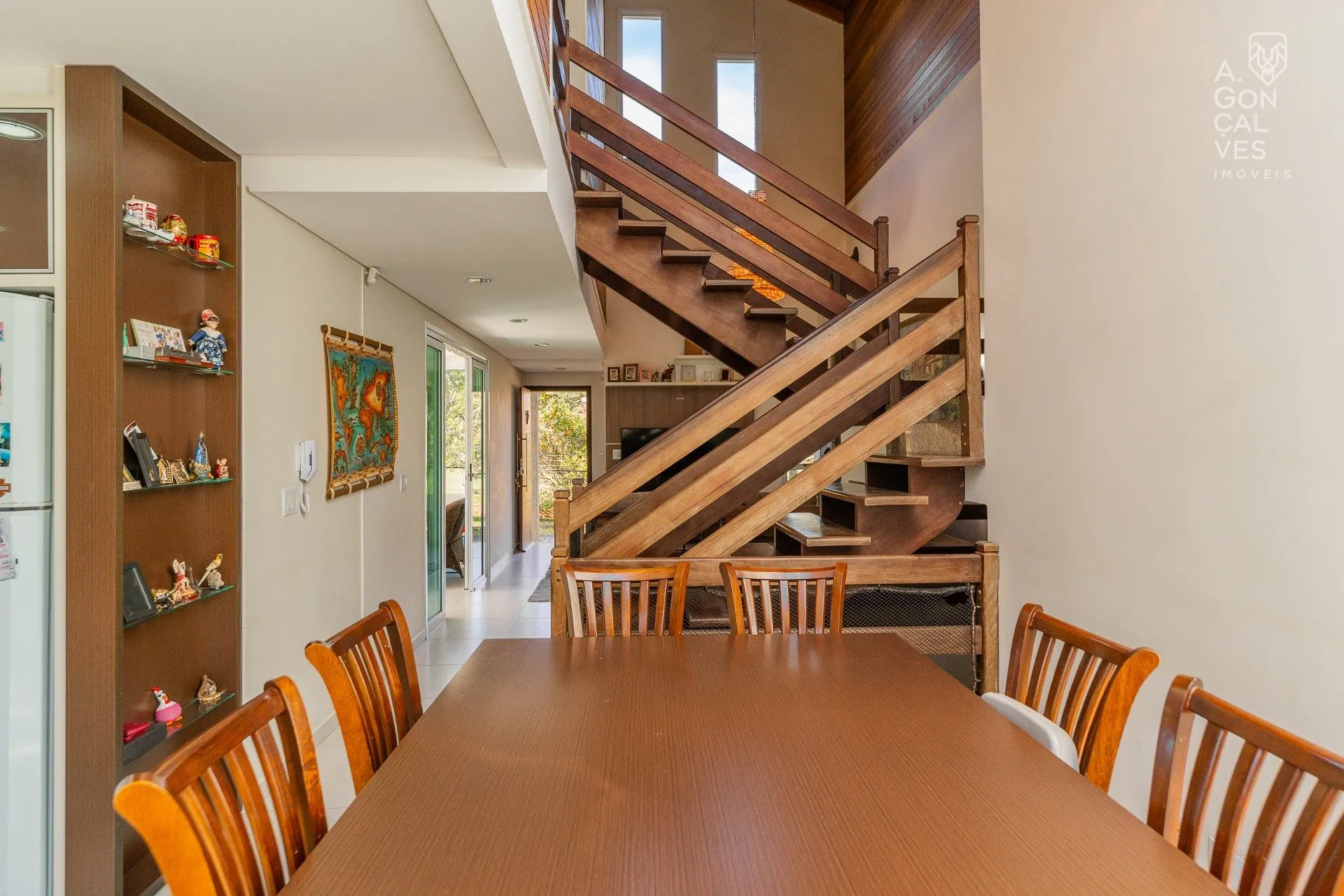 House with 4 bedrooms, 4 bathrooms and air conditioning — photo 19