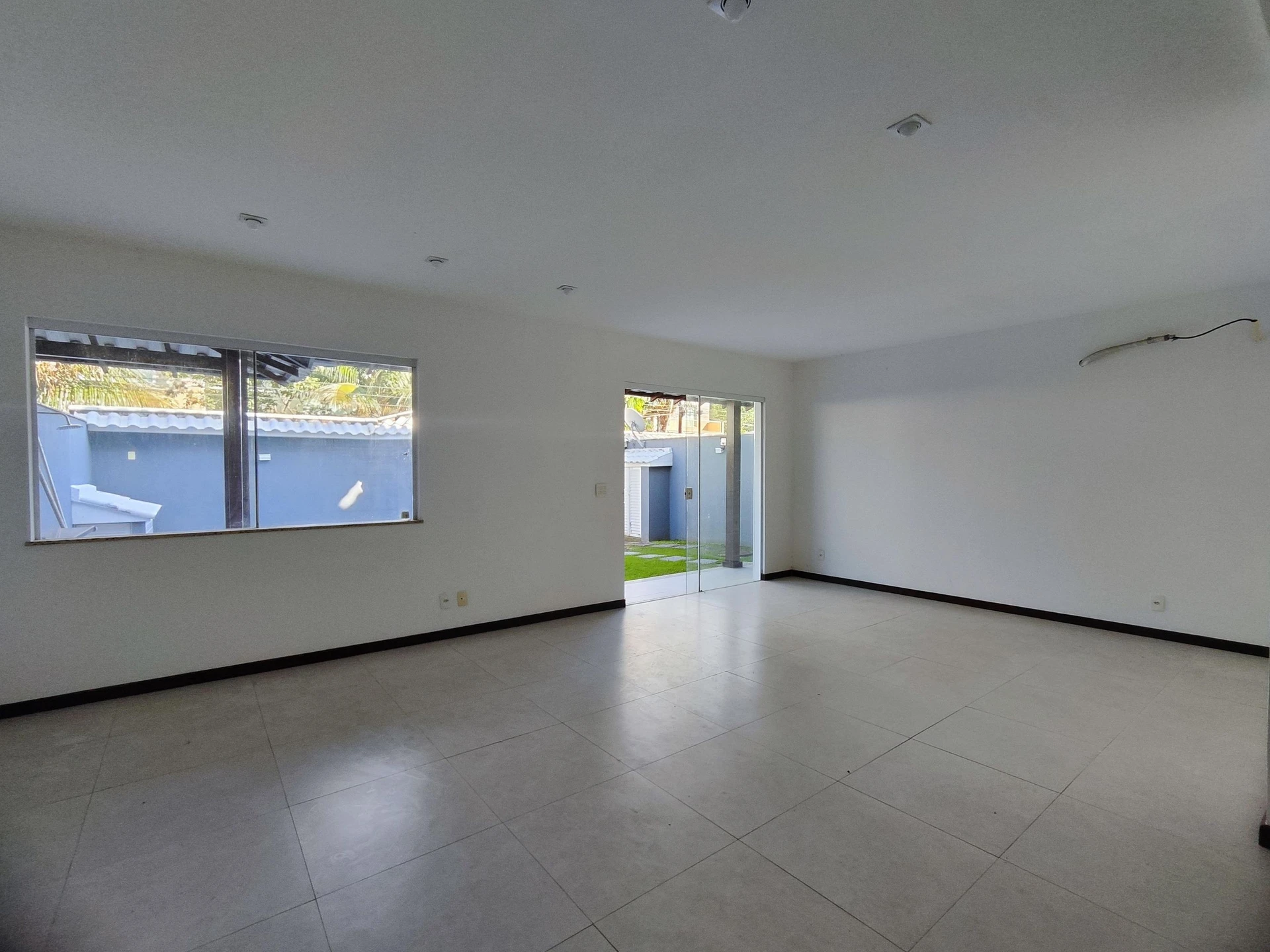 House, 180 m², with a private pool — photo 43