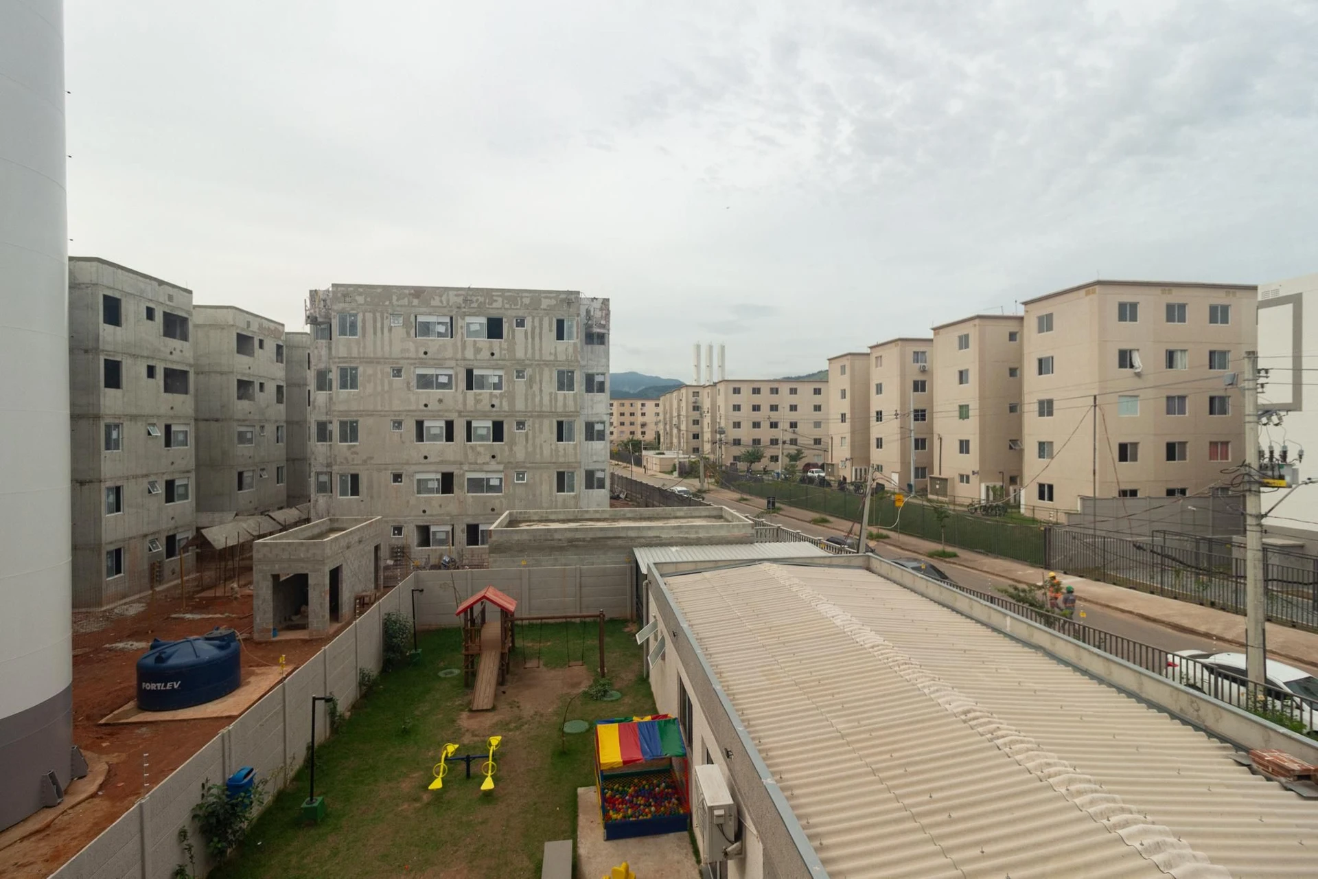 Apartamento para alugar com 2 quartos e 1 banheiro — photo 32
