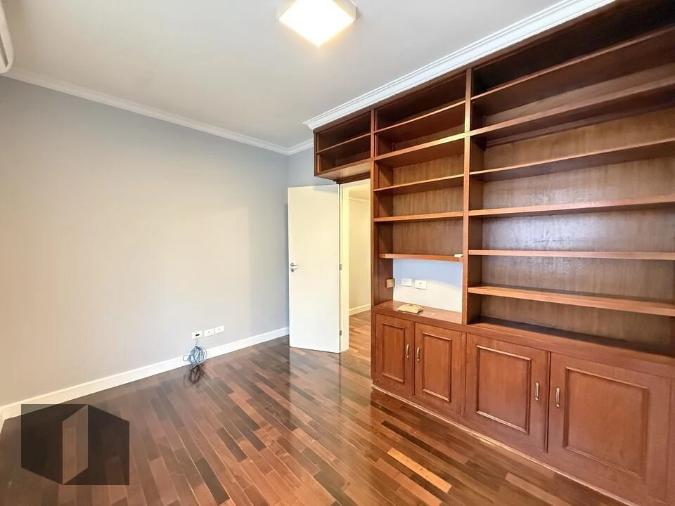 4-bedroom apartment 164 m² with 2 parking spaces — photo 10