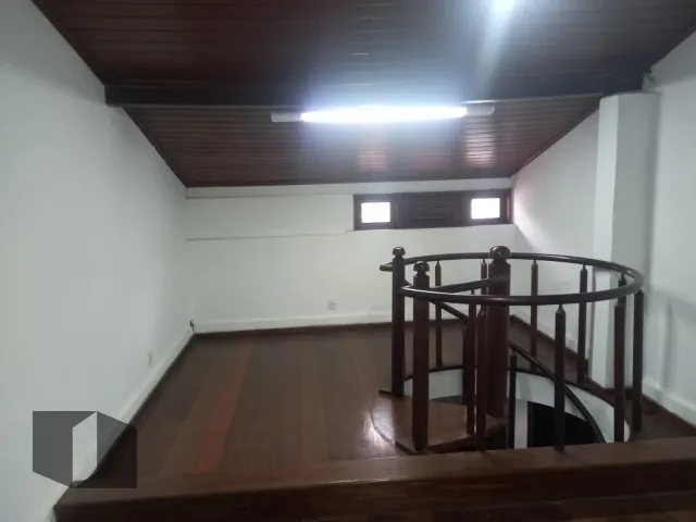 House with 2 bedrooms, 3 bathrooms and 3 parking spots — photo 26