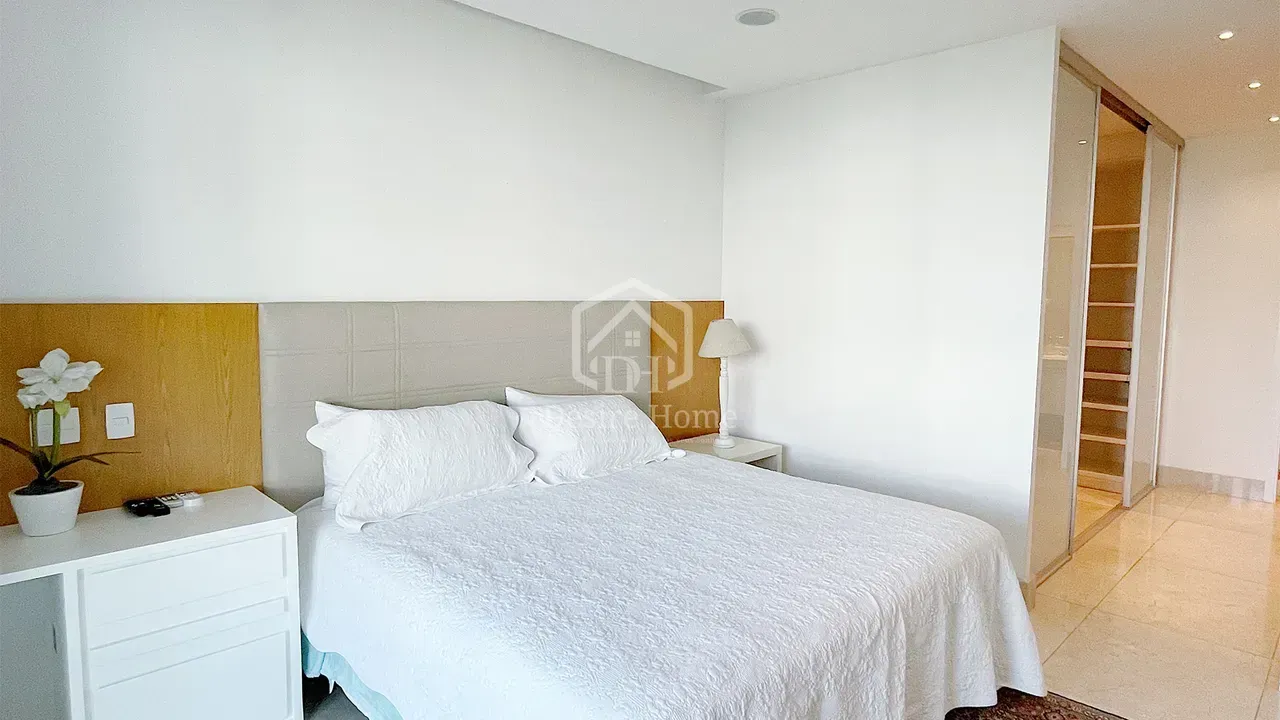 Furnished apartment with 4 bedrooms and 287 m² — photo 4