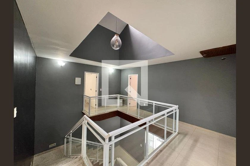 Casa em condomínio com 6 quartos e 6 banheiros — photo 37