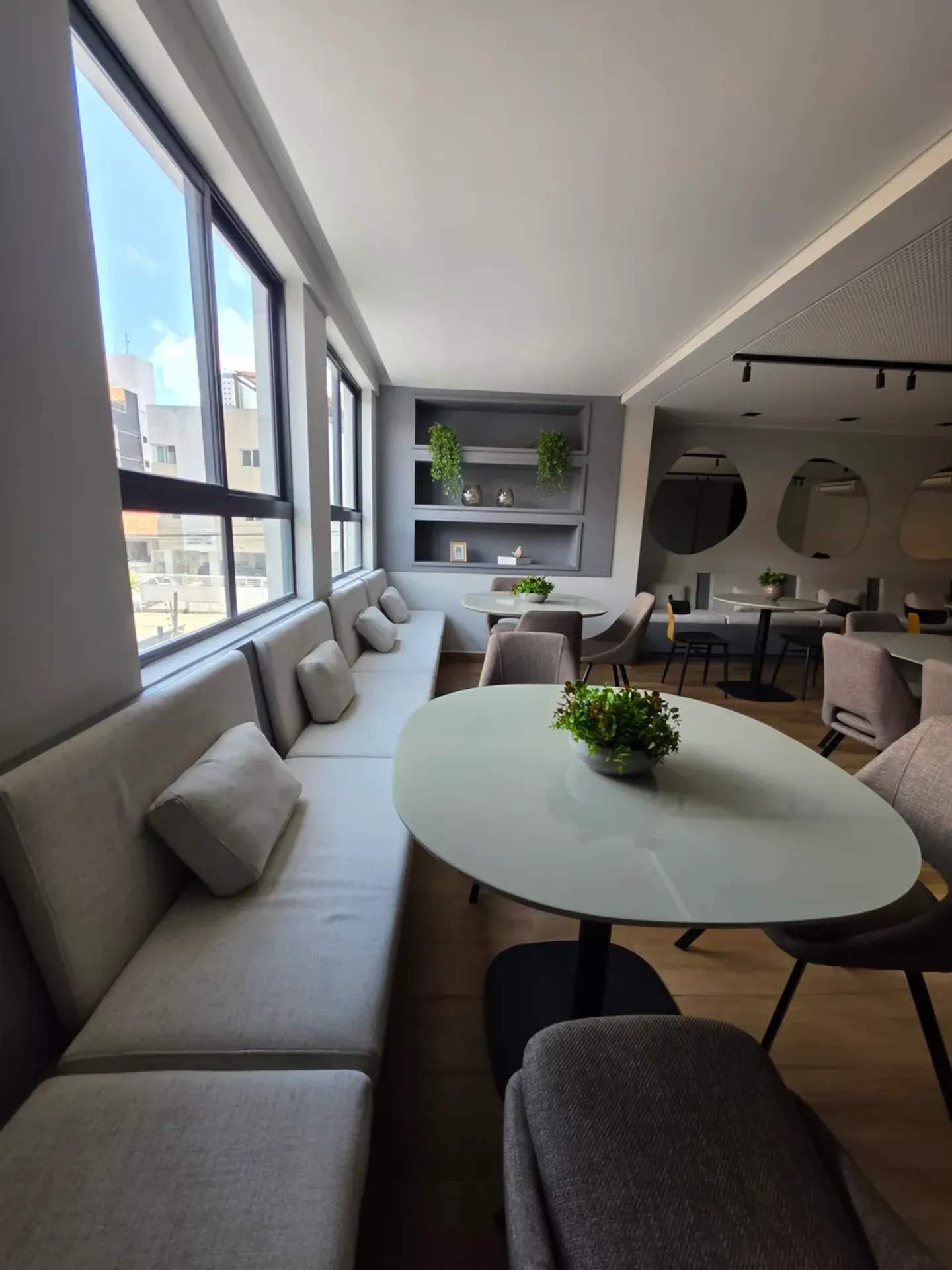 2-bedroom apartment with a home office in João Pessoa — photo 23