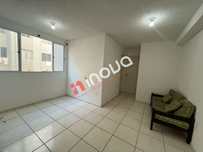 Apartamento de 2 quartos em condomínio com piscina — photo 4