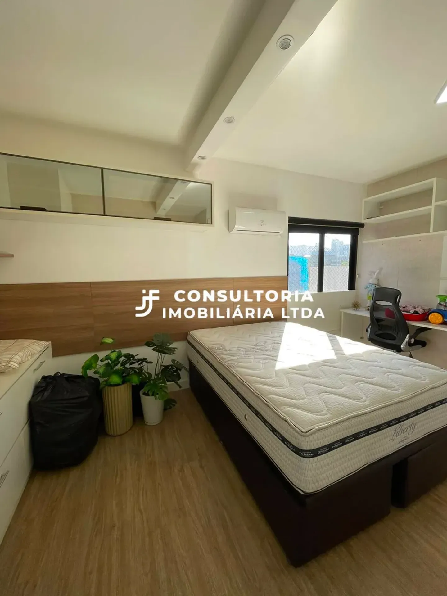 121 m² furnished apartment with 3 bedrooms and 3 baths — photo 21